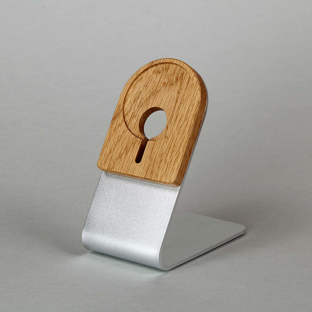 Magsafe stand made of aluminum and oak wood