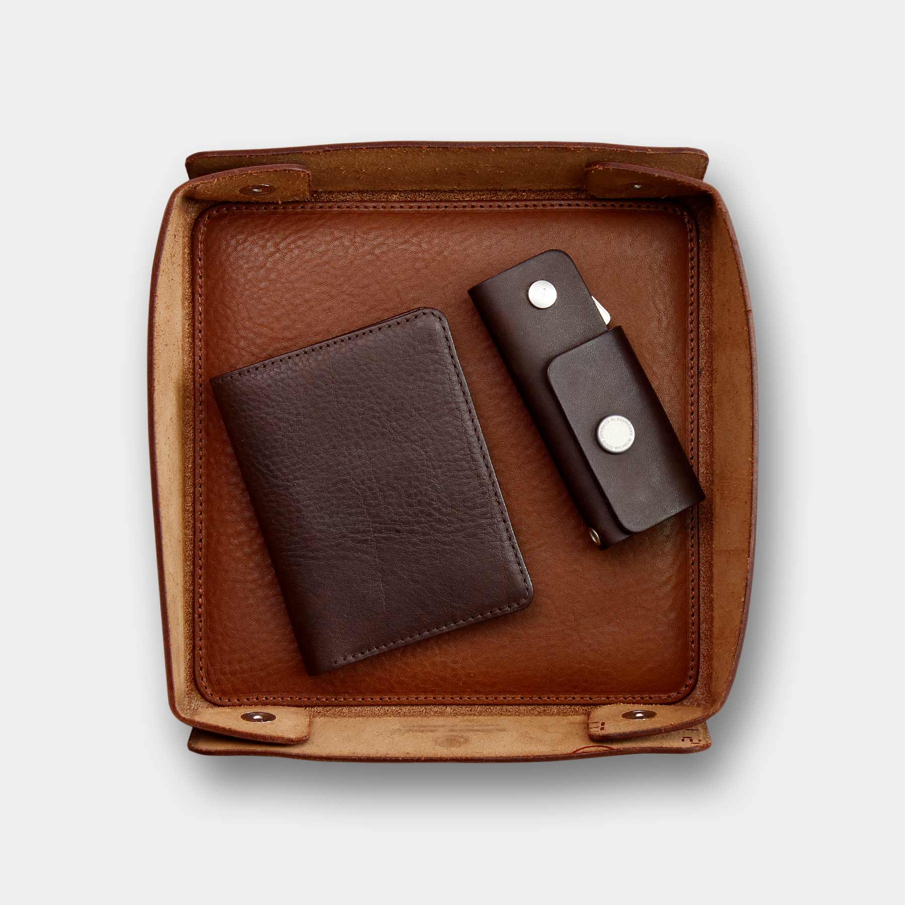 Pocket emptier leather FELIX by Goodwilhelm in the color cognac from above