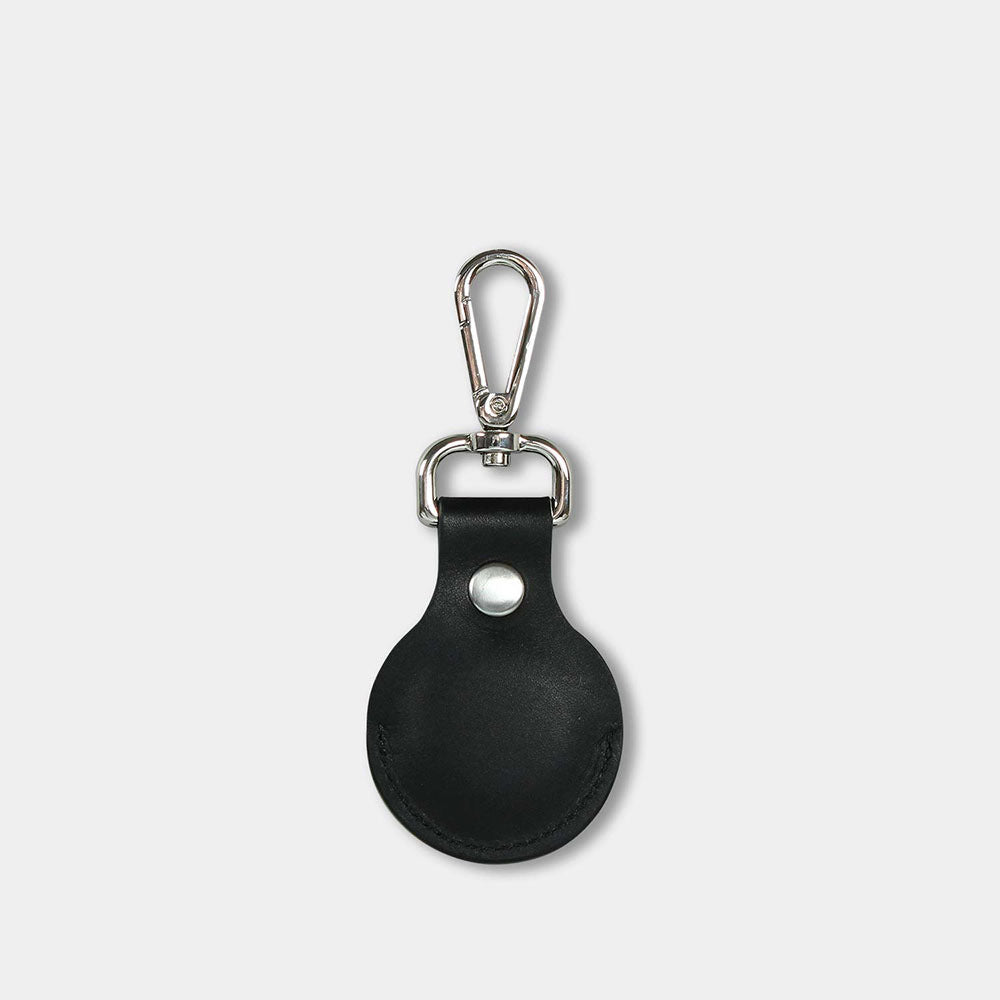 Back of an Airtag key fob with carabiner in the color black