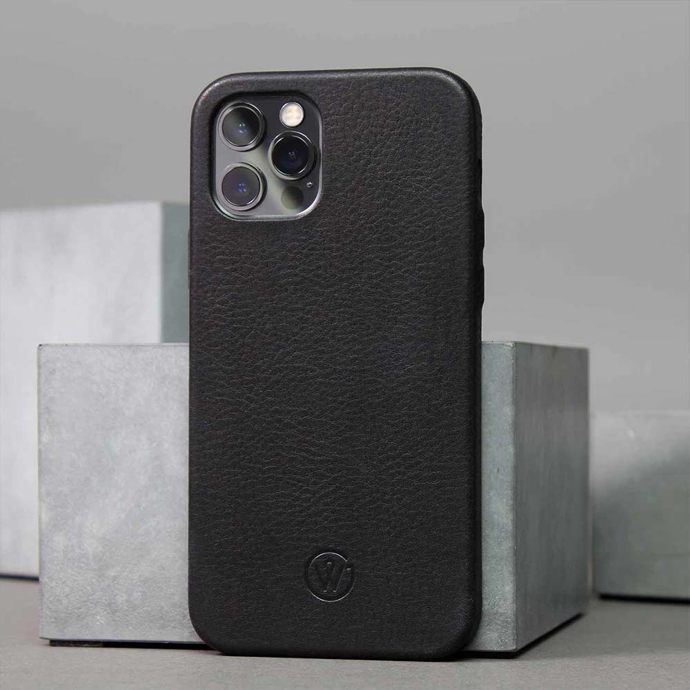 iPhone Magsafe cover BRUNO from Goodwilhelm in the color black