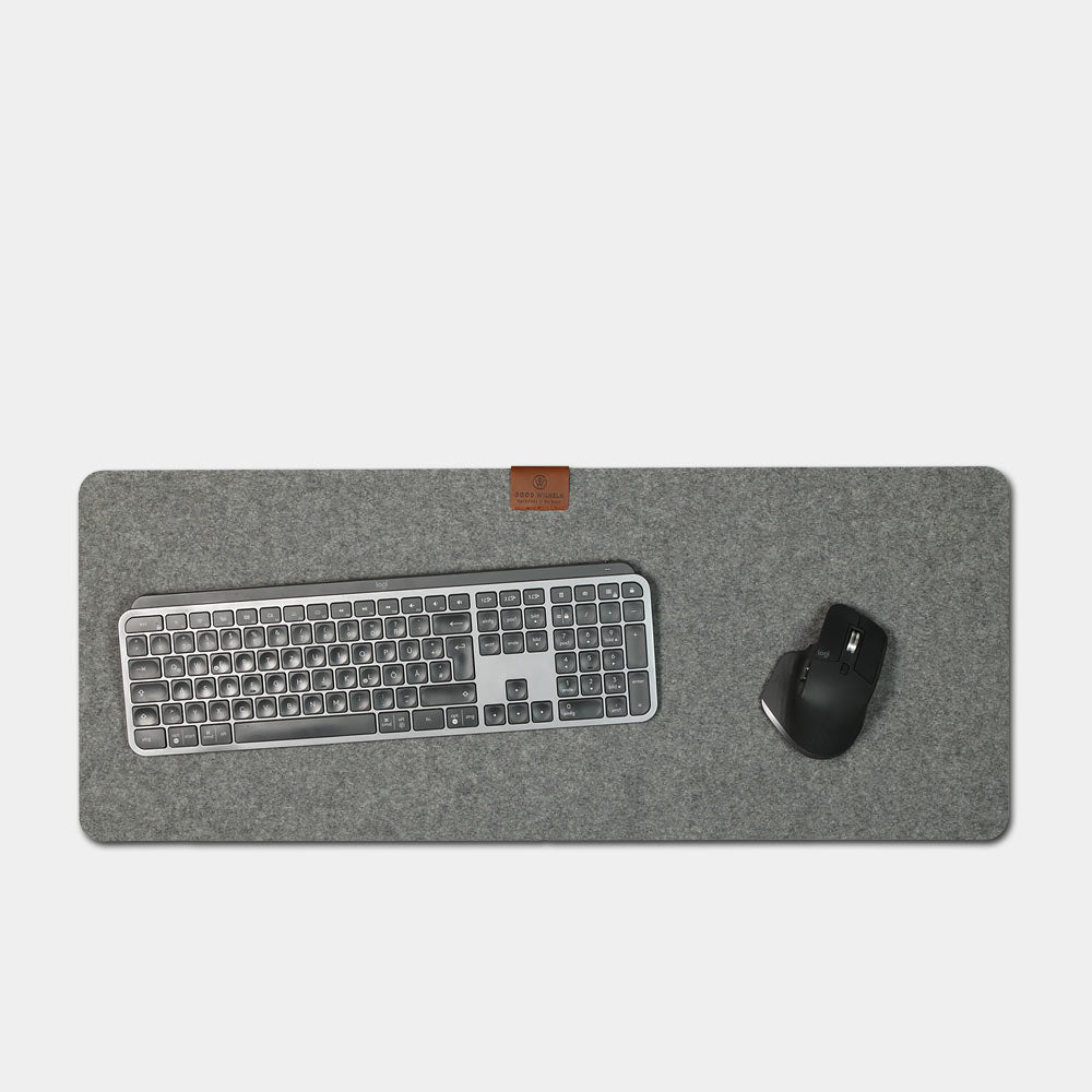 Felt desk pad Medium from Goodwilhelm