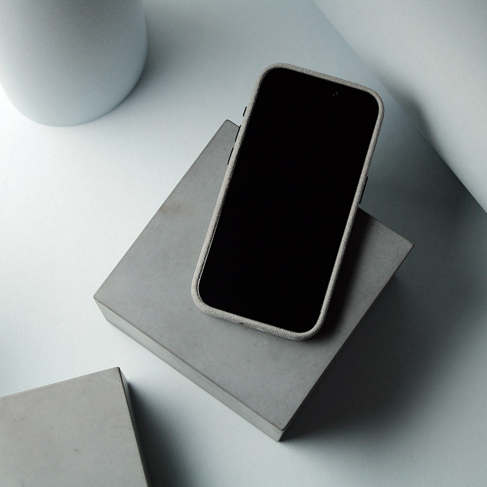Technische Accessoires – Aluminium Silberne Hülle für iPhone 15 Pro Max